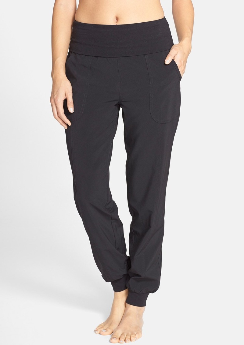 woven jogger pants mens